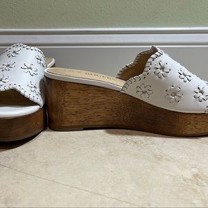 Jack Rogers; Size 8 ; white with flower details